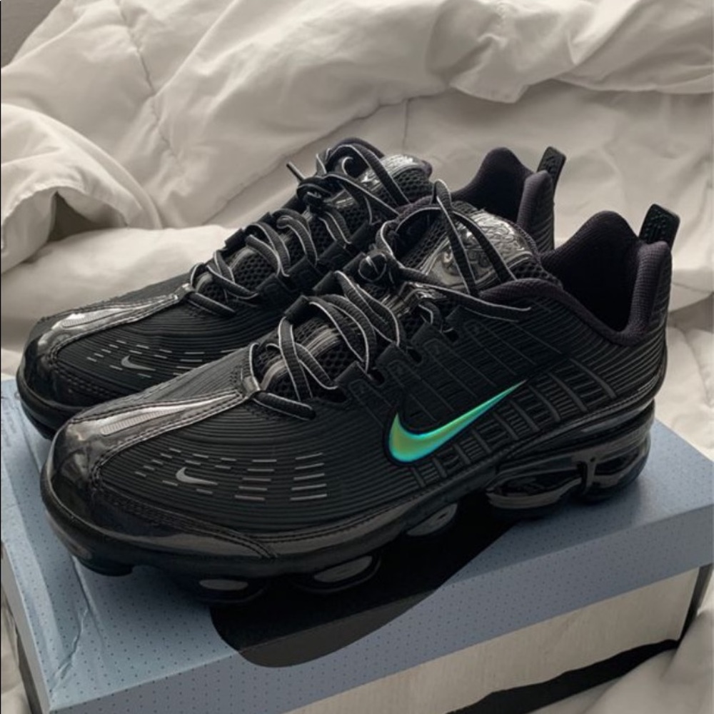 Nike VaporMax 360